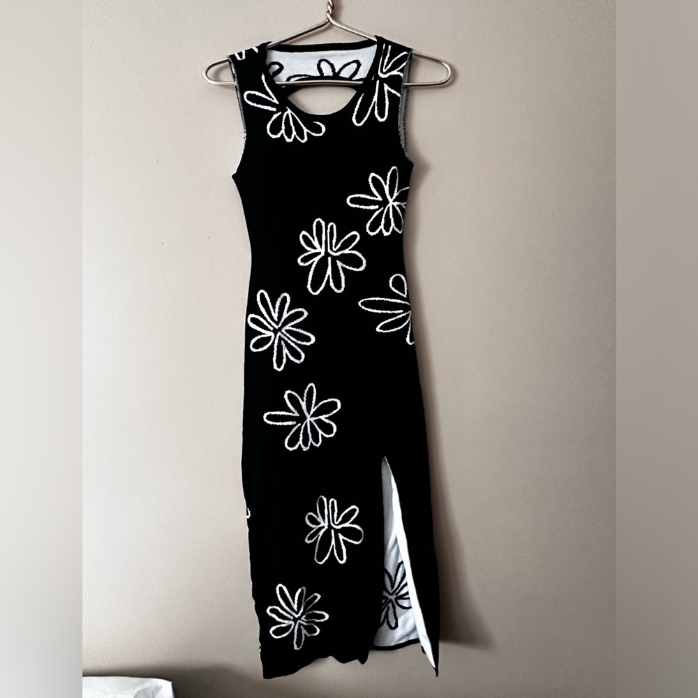Black & White Midi Sweater Dress